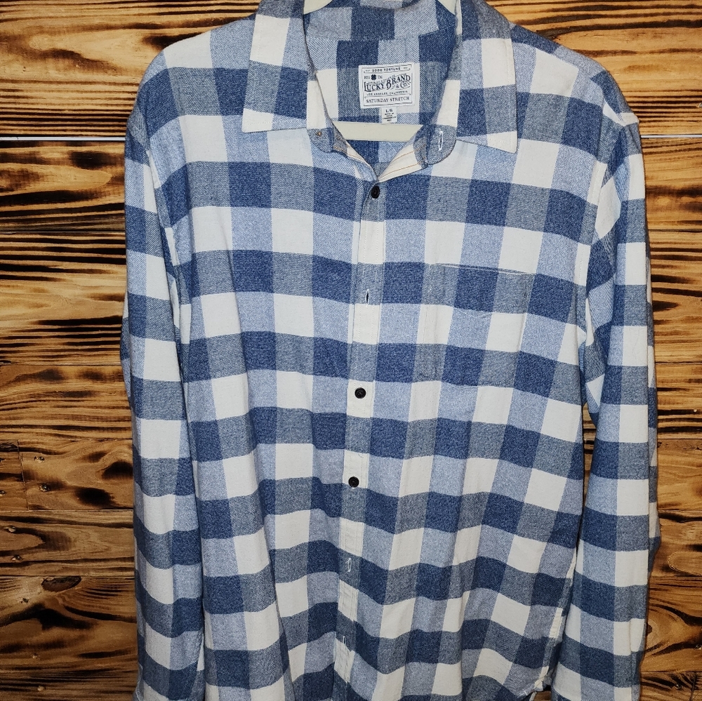 BUTTON DOWN SHIRT